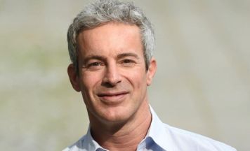 Gedeon Burkhard & Lou Hoffner mit Liebe, Lust und Hexenschuss in Bad Hall