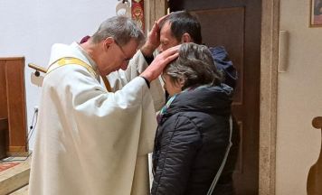 Paarsegnung in der Pfarrkirche Pettenbach