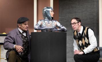 Komödie „Eine (fast) perfekte Braut“ im Steyrer Theater