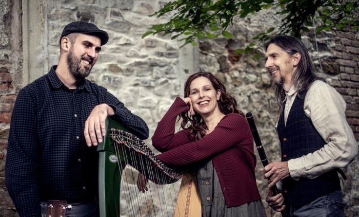 Das Trio Spinning Wheel um Sängerin Danika Ruso gastiert in Steyr. (Foto: Jan Lederer)