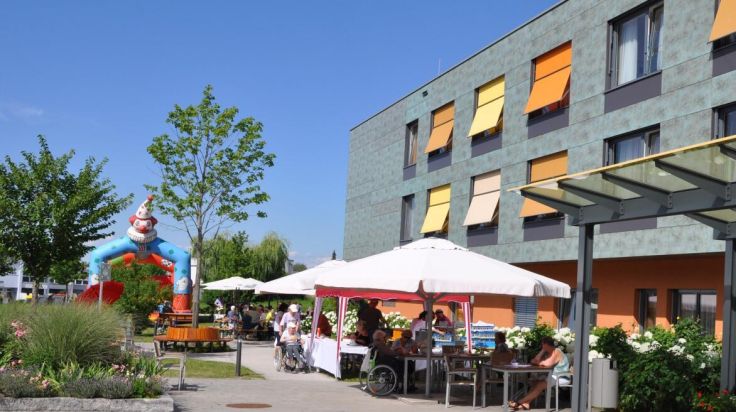 Gesellige Stunden bei Festen der Steyrer Altenheime
