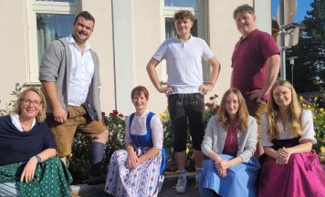 „Herbstzauber“ beim Ball der Waldneukirchner Bauernschaft
