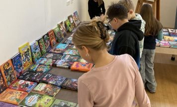 Bücher und Spiele im Losensteiner Pfarrzentrum