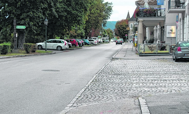 Derzeit endet der Radfahrstreifen beim Haus der Regionen. Foto: Brandt