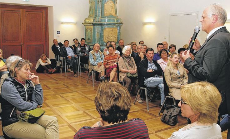 Großes Interesse beim „Flüchtlings-Dialog“ im Steiner Rathaus Foto: Stadt Krems