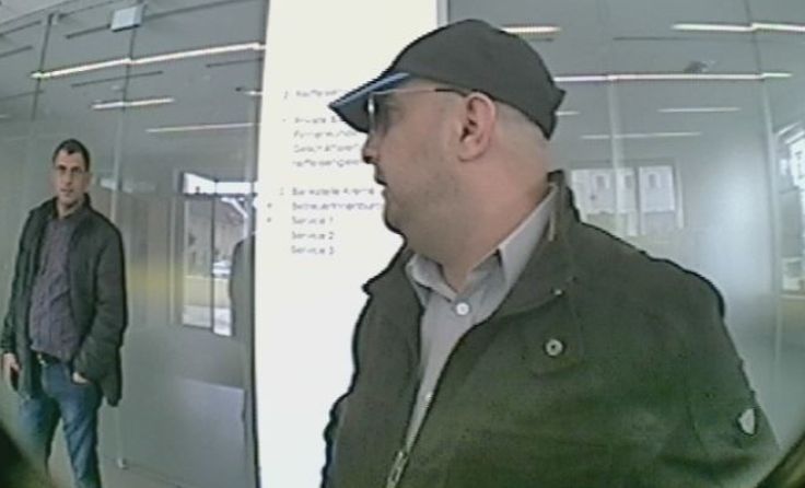 Wer kennt diese beiden Männer? Die Polizei bittet um Hinweise. Foto: LPD NÖ