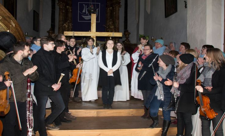 Die Künstler begeisterten mit ihrer Darbietung das Publikum. Foto: Leo Dick