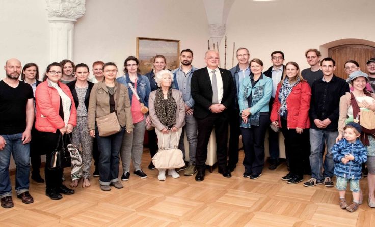 Die Zuzügler wurden von Bürgermeister Reinhard Resch im Rathaus empfangen. Foto: Stadt Krems