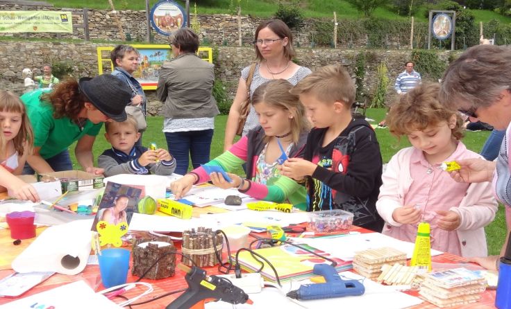 Die kleinen Gäste hatten unter anderem beim Basteln Spaß. Foto: Richard Rauscher