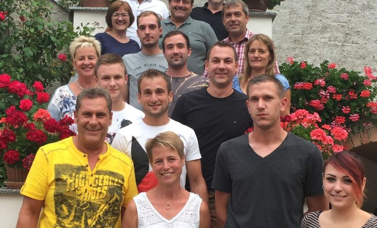 Witwe Gerti Donabaum bedankte sich bei ihren Unterstützern. Foto: Firma Donabaum