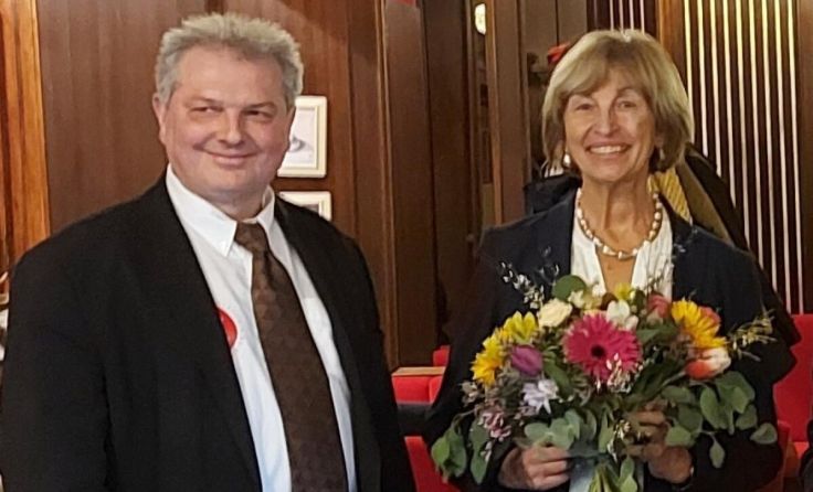 Der neue Obmann Markus Madar mit seiner Vorgängerin Ilse Kossarz. (Foto: Zunftzeichen)