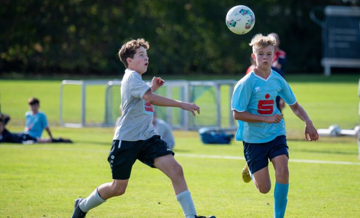 Insgesamt neun Schulteams kämpfen um den Bezirksmeistertitel. (Foto: Josef Pils)