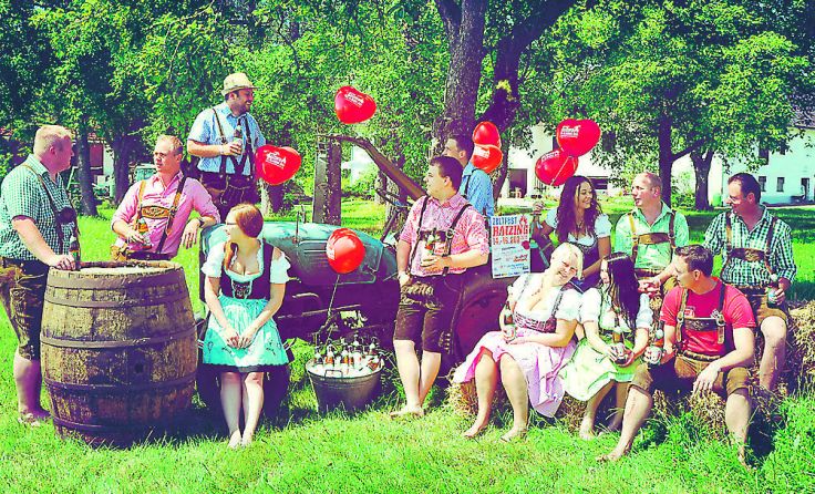 Auf die größte Trachtengruppe wartet freitags ein bieriger Gewinn. Foto: Schonka