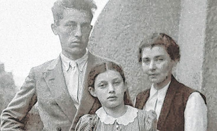 Marysia mit ihren Eltern. 