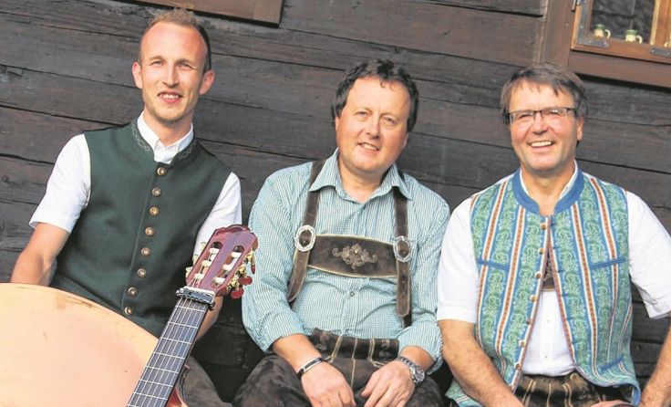 Mit dabei die Hans’n Buam. Foto: Johannes Schwarzmannseder
