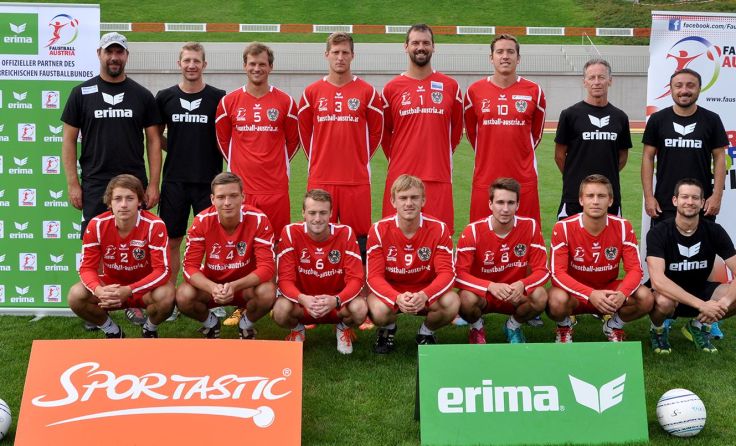 Das Faustball Team Austria für die Euro 2016. Foto: ÖFBB/Derflinger