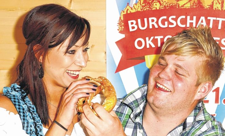 Wiesenstimmung kommt beim Burgschatten Oktoberfest in Hilkering auf.