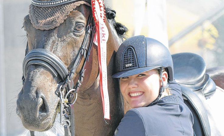 Sophie Marlene Francz mit ihrem Show Man M. Foto: Fotoagentur Dill