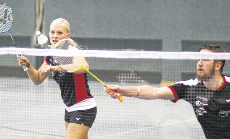 Sind ein eingespieltes Team: Das Mixed-Team Iris Freimüller und Simon Rebhandl. Foto: BC Alkoven