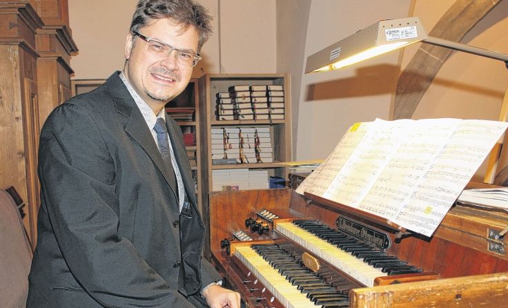 Klaus Sonnleitner spielte auf der renovierten Samareiner Orgel. Foto: Wahlmüller