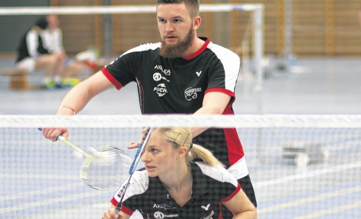 Sieg im Mixed durch Iris Freimüller und Simon Rebhandl. Foto: BC Alkoven