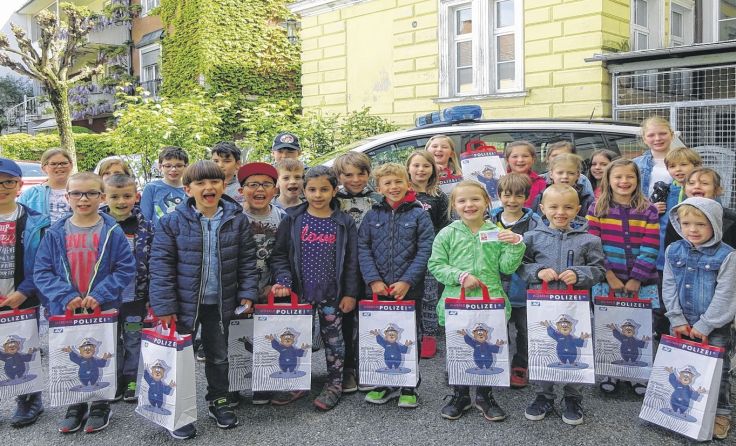 Der Besuch der Kinderpolizei kam bei den Volksschülern gut an. Foto: VS Eferding Nord