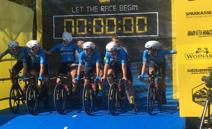 Das Team Felbermayr Simplon Wels beim Mannschaftszeitfahren rund um den Attersee. Foto: Wier PR