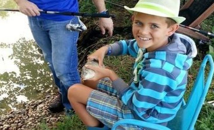 Stolze Gesichter beim Fangen des ersten Fisches! Foto: OÖ Familienbund