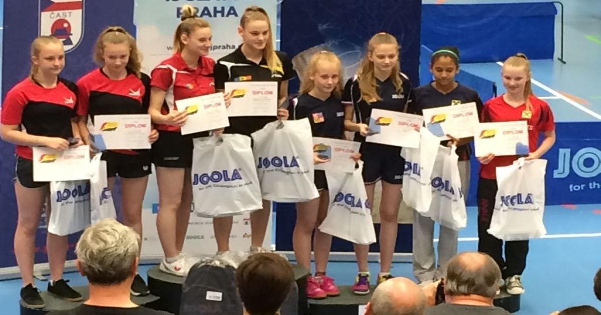 Medaillen für Tischtennistalent Romy Reiter aus Waizenkirchen