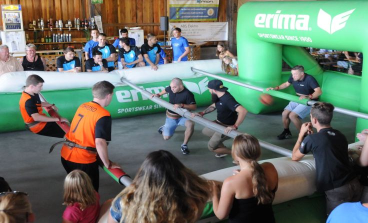 Ein besonderes Highlight ist das Riesenwuzzler-Turnier am Samstag. Foto: FF Aschach