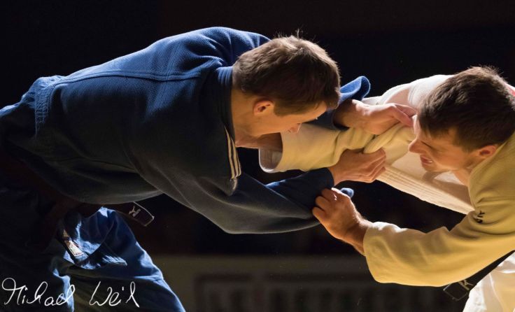 Philipp Lindinger (blauer Judogi) Foto: JU Dynamic One / Michael Weiß