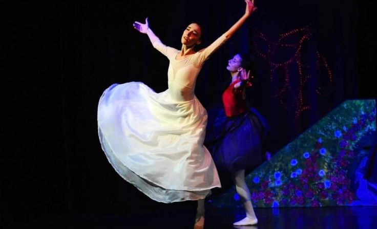 Ivelin Stoyanova schlüpft in die Rolle der Julia. (Foto: Theater Maestro)