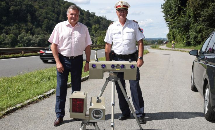 LR Günther Steinkellner (l.) und Oberst Klaus Scherleitner (Foto: Land OÖ/Daniel Kauder)