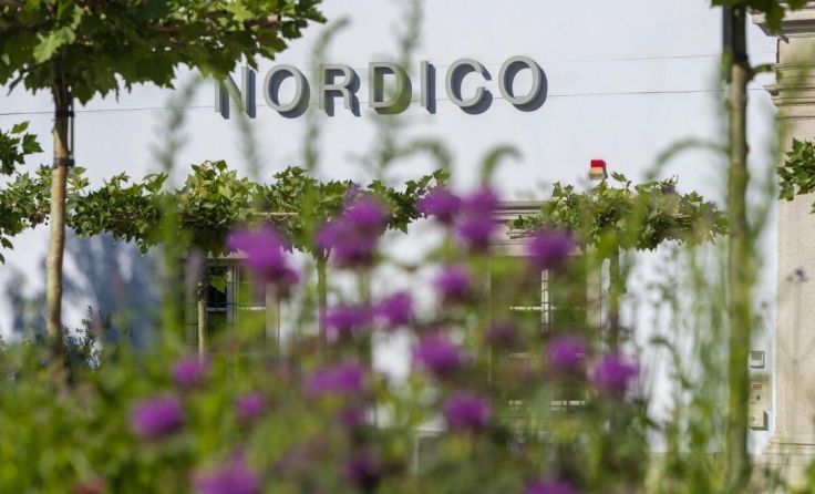 Grüne Klimaoase vor dem Nordico Stadtmuseum (Foto: Bernhard Stadlbauer)