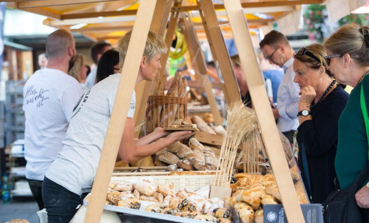 Beim Erntedankfest braucht es zahlreiche helfende Hände. (Foto: Cityfoto/Roland Pelzl)