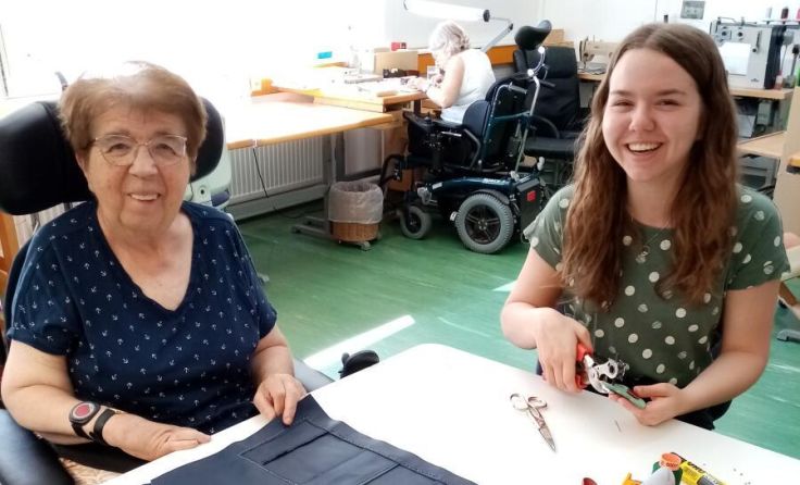 Ylva Lenglachner brachte sich kreativ in der Assista-Werkstätte ein. (Foto: Assista)