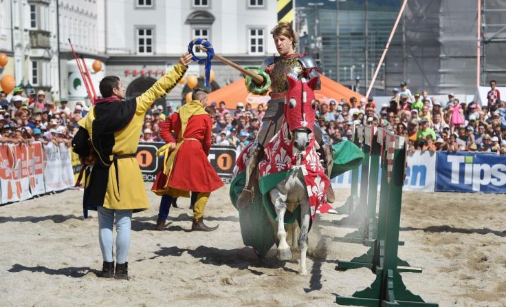 Die Ritterturniere kehren auf den Hauptplatz zurück. (Foto: Andreas Röbl/Familienbund OÖ)