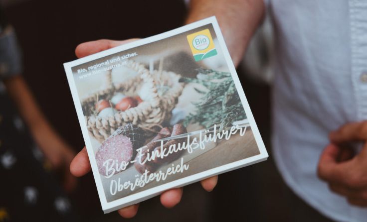 Der neue Bio-Einkaufsführer für Oberösterreich (Foto: Mesic/Bio Austria)