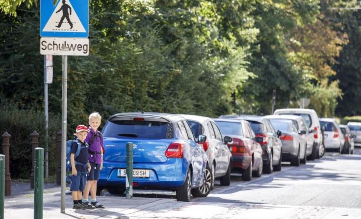 Der Schulweg will rechtzeitig gelernt werden. (Foto: C.Hofer/Bildagentur Zolles)