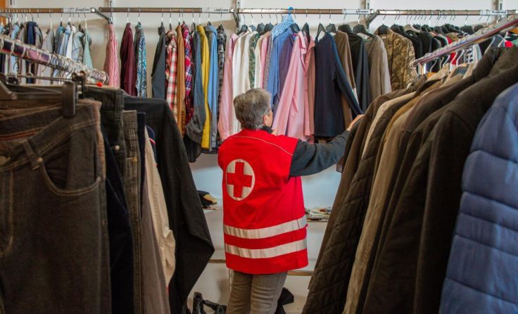 Rotkreuz-Markt Bekleidung Linz (Foto: OÖRK/Kasper)