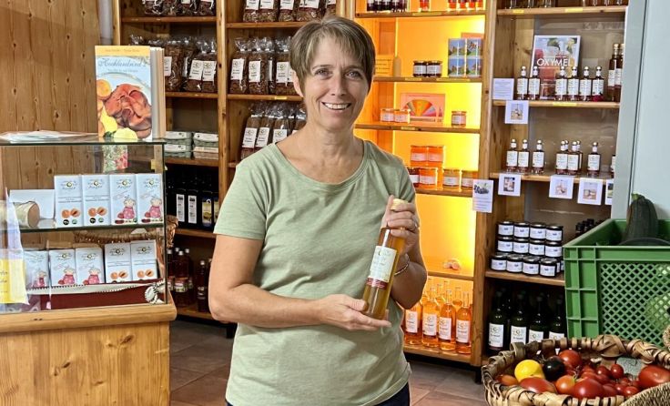Hermine Lehner-Ölweiner präsentiert stolz das vielfältige Angebot. (Foto: Private Taste)