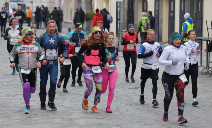 Ein Highlight sind immer die vielen verkleideten Läufer. (Foto: flckr-Gallery / Hannes Draxler)