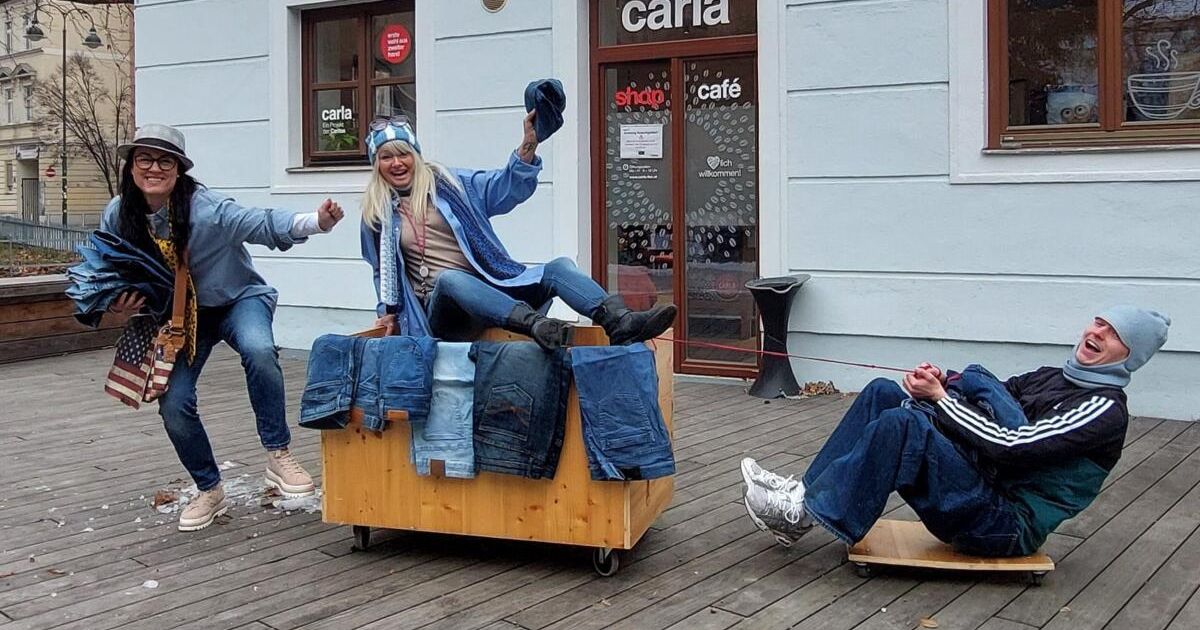 Jeans with a clear conscience: Carla Linz makes a statement against fast ...