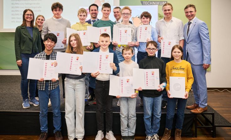 Die Schüler aus Linz bei der Verleihung am FH Technikum Wien (Foto: Barbara Wirl)