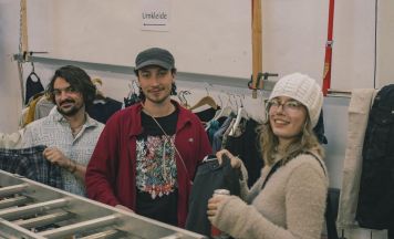 Mode, Pflanzen und Musik: Kleidertausch 3.0 in Linz