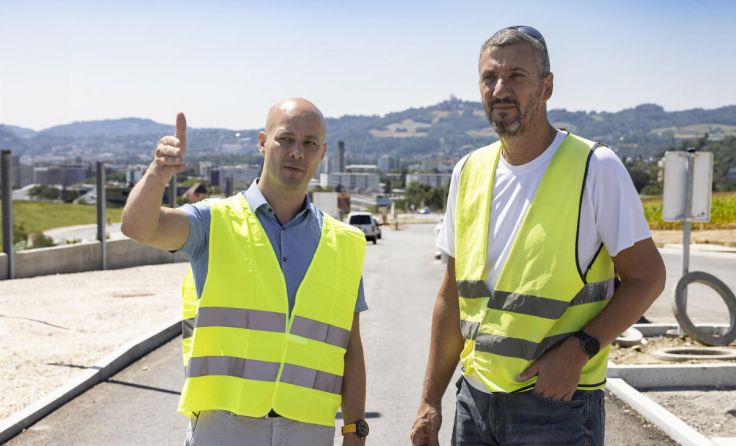 Mobilitätsreferent Vizebürgermeister Martin Hajart (l.) (Foto: Stadt Linz)