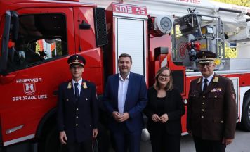 Berufsfeuerwehr Linz stellt neue Einsatzgeräte offiziell in Dienst