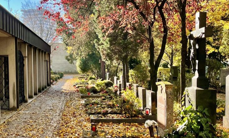 Am St. Barbara Friedhof findet ein Rundgang statt. (Foto: Clemens Frauscher)