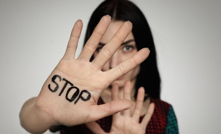 140 Personen befinden sich aktuell in Therapie, davon 128 Frauen. (Foto: New Africa/stock.adobe.com)