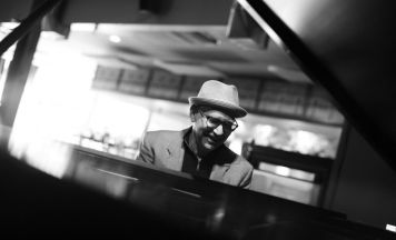 Wayne Horvitz bringt Jazz, Rock und Funk in die Stadtwerkstatt